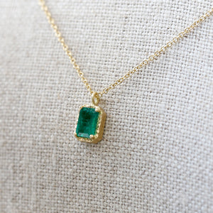 0.48ct Emerald necklace