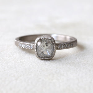 0.91ct grey diamond ring