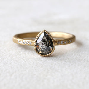 0.87ct black diamond ring