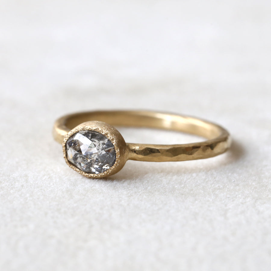 0.83ct Salt & Pepper diamond ring