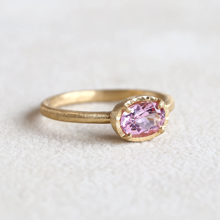 0.74ct Flamingo Morganite ring