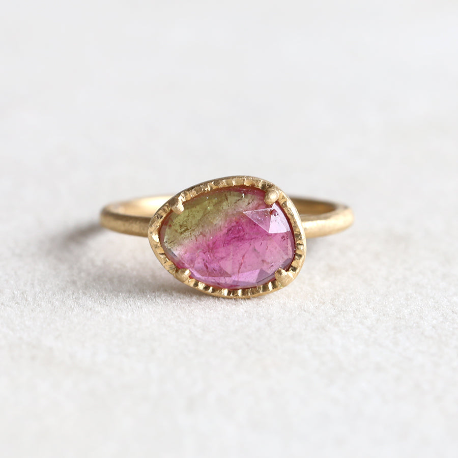 1.79ct bi-color tourmaline ring