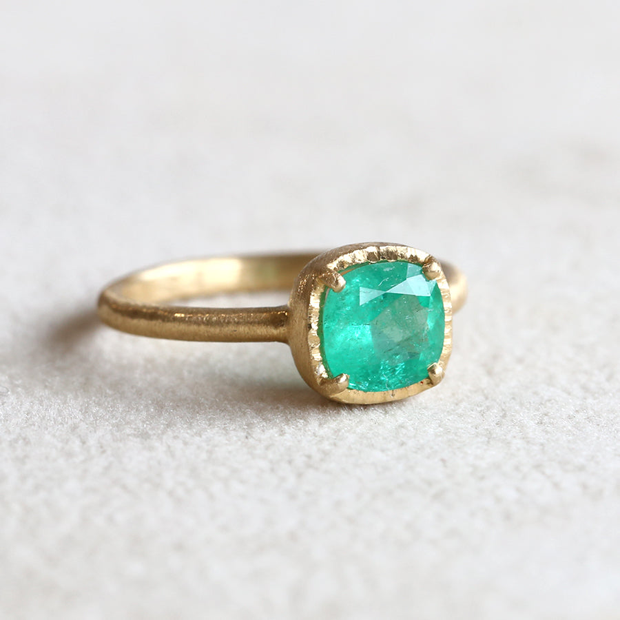 1.27ct Colombian emerald ring