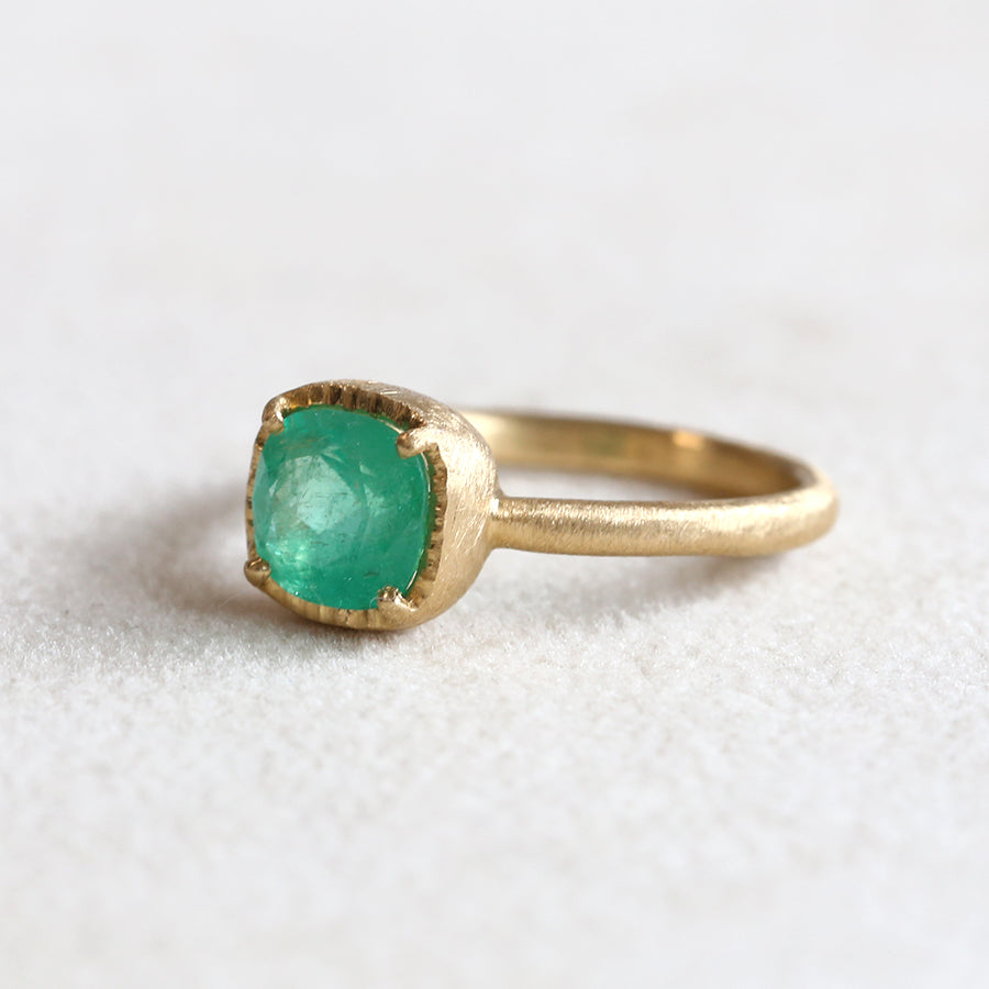 1.27ct Colombian emerald ring