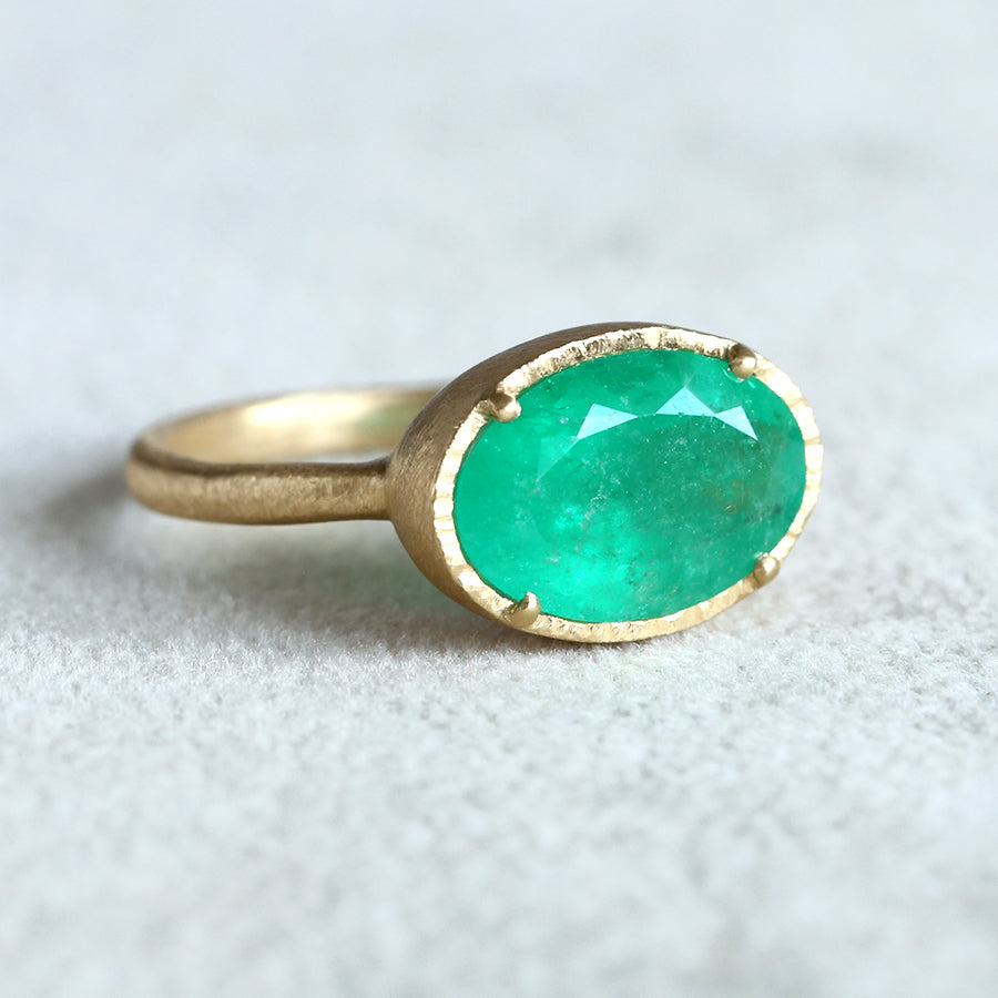 2.79ct Colombian emerald ring