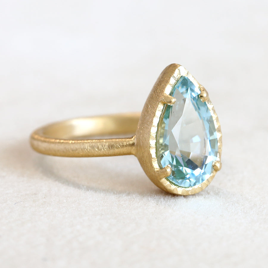 1.79ct Aqua ring