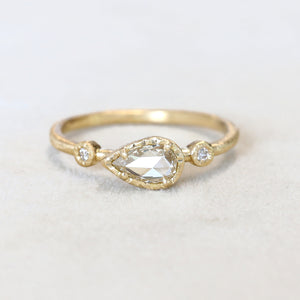 0.32ct light grey diamond Muguet ring