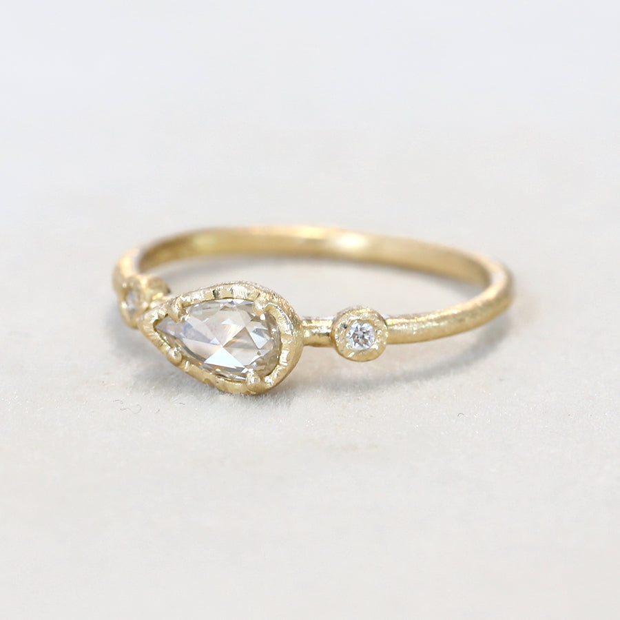 0.32ct light grey diamond Muguet ring