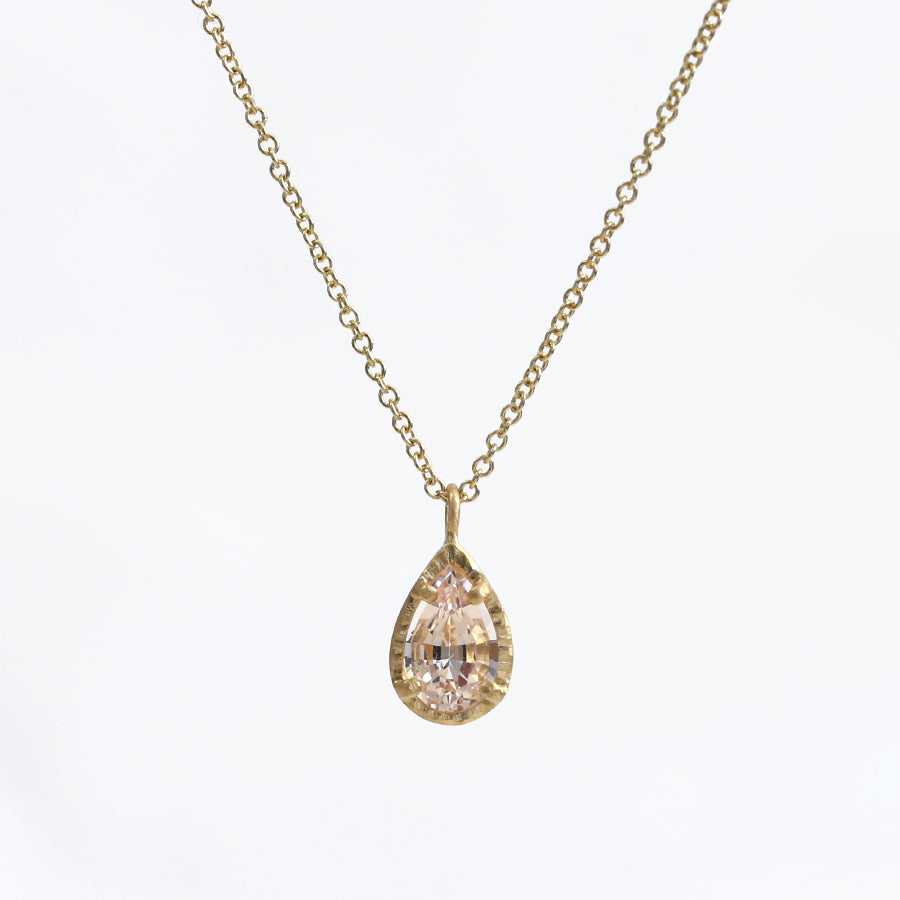 0.80ct Morganite necklace