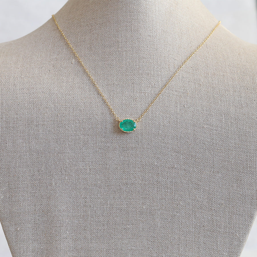 2.41ct Colombian Emerald necklace