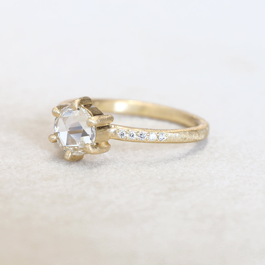 0.85ct Colorless rose cut diamond ring