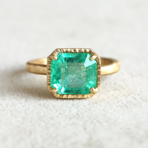 3.41ct Colombian emerald ring
