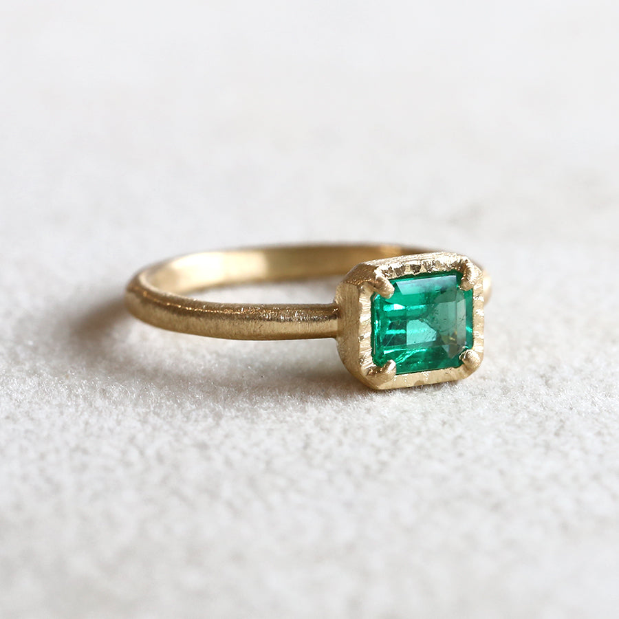 0.63ct emerald ring