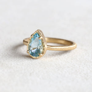 0.89ct Aquamarine ring