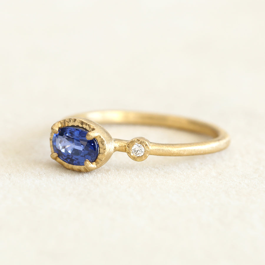 0.72ct Blue Sapphire Muguet ring