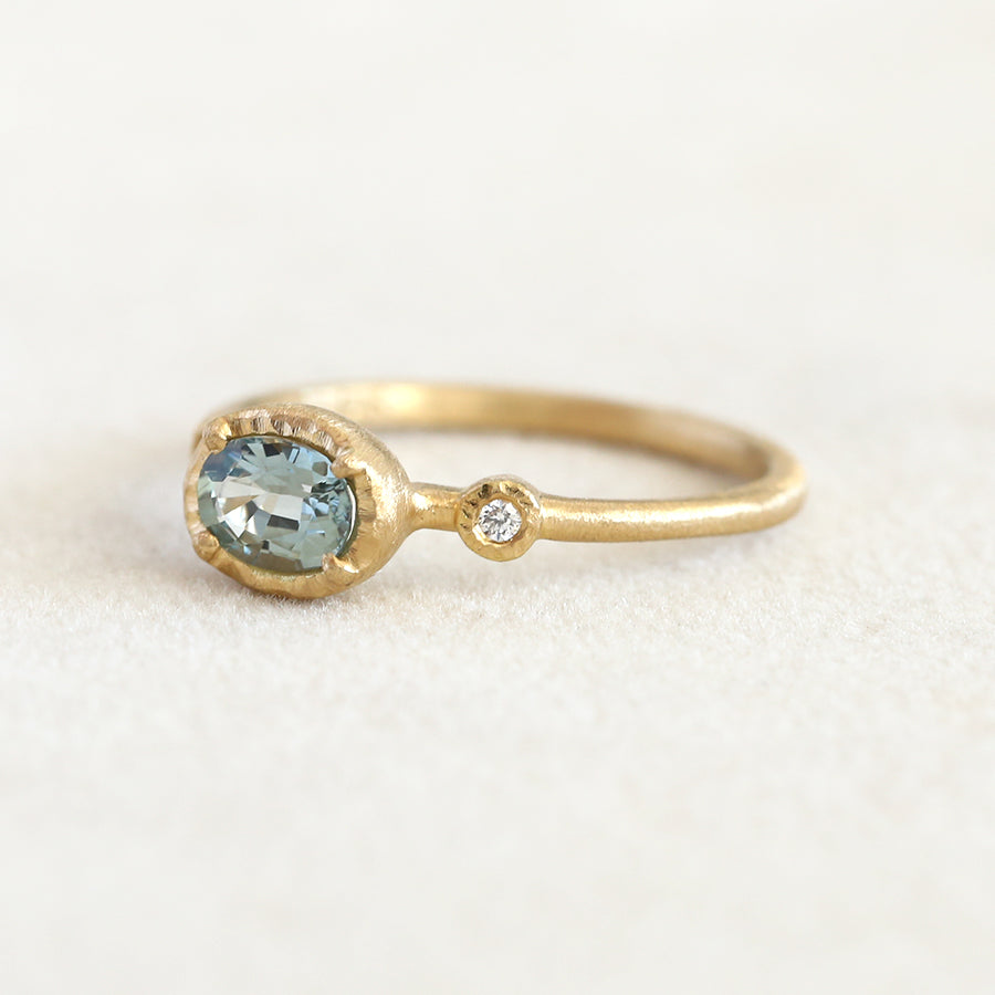 0.53ct Blue Green Montana Sapphire Muguet ring