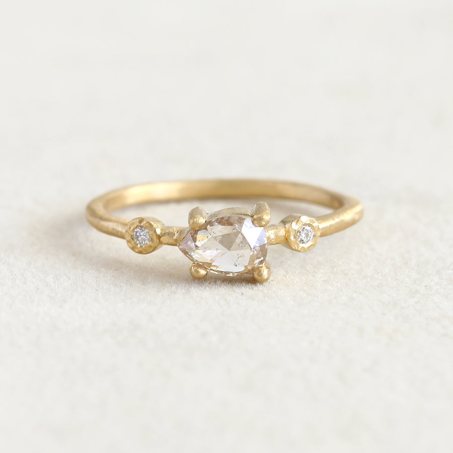 0.39ct Grey diamond Muguet ring