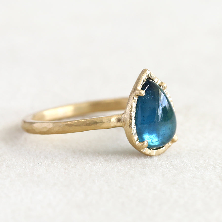 1.38ct Blue tourmaline ring