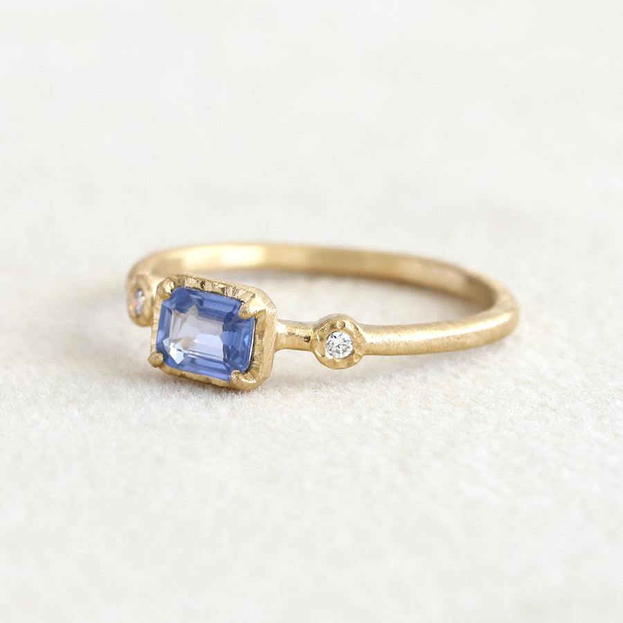 0.46ct blue sapphire Muguet ring