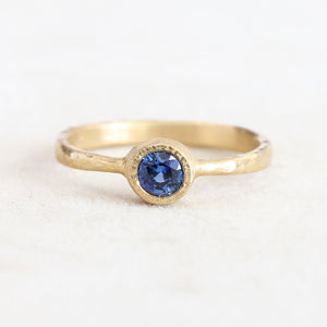 4mm Blue Sapphire ring