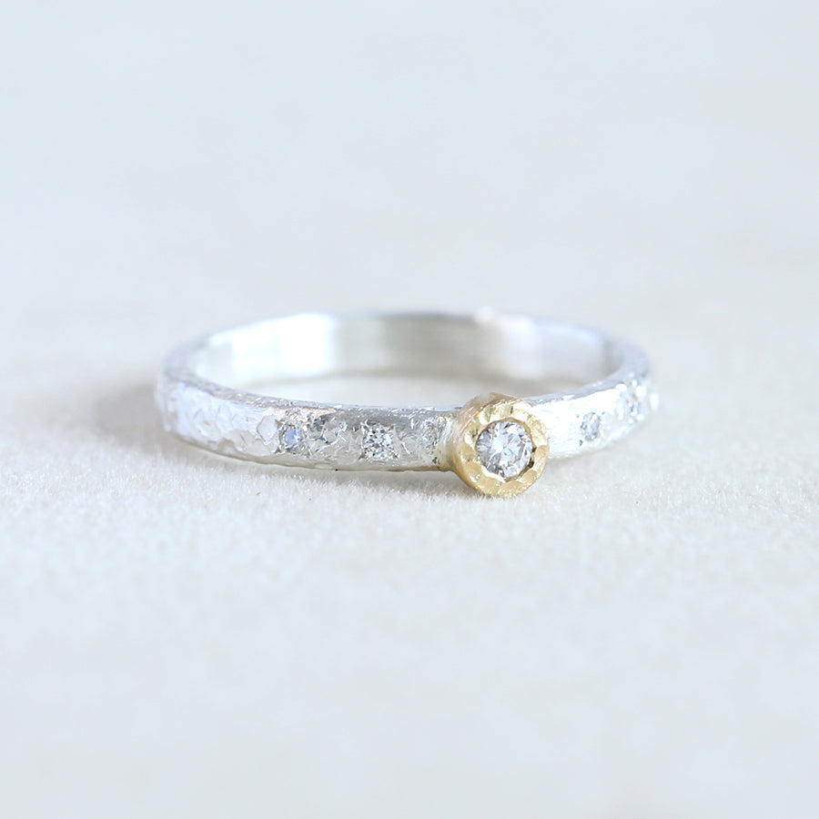 Moonlight ring 0.09ct diamonds