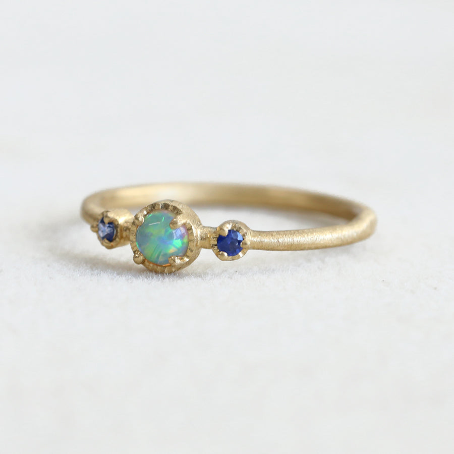 Round Opal Sapphire Trio ring