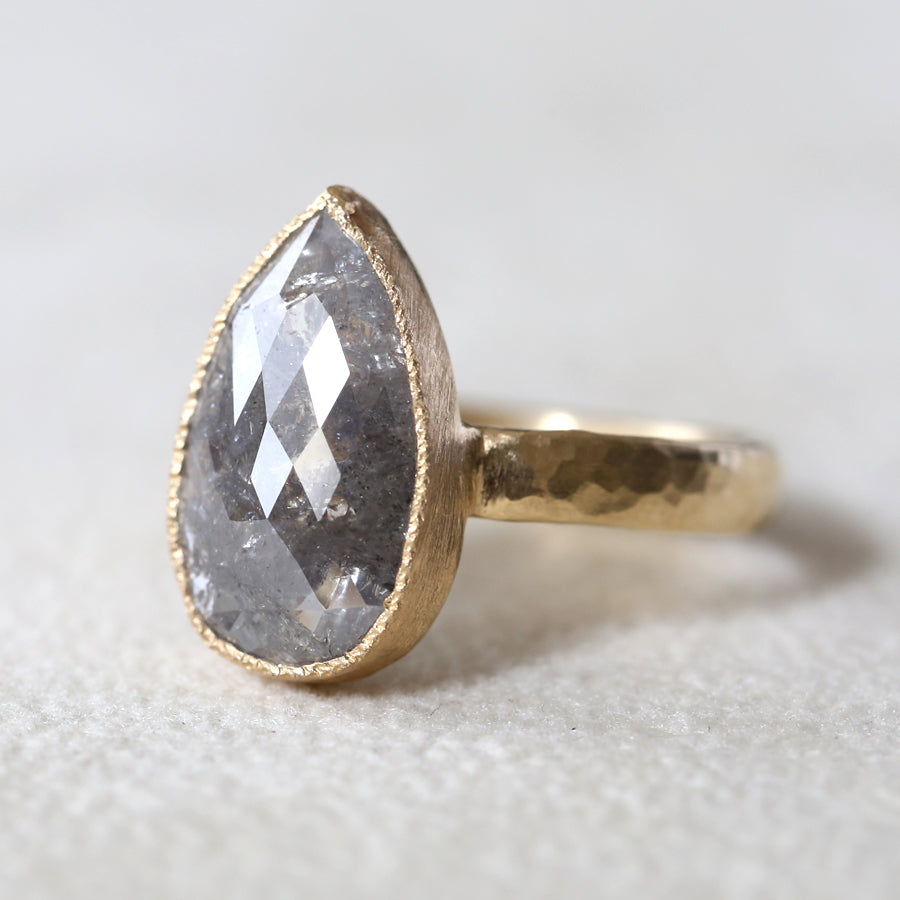 4.01ct  grey diamond ring