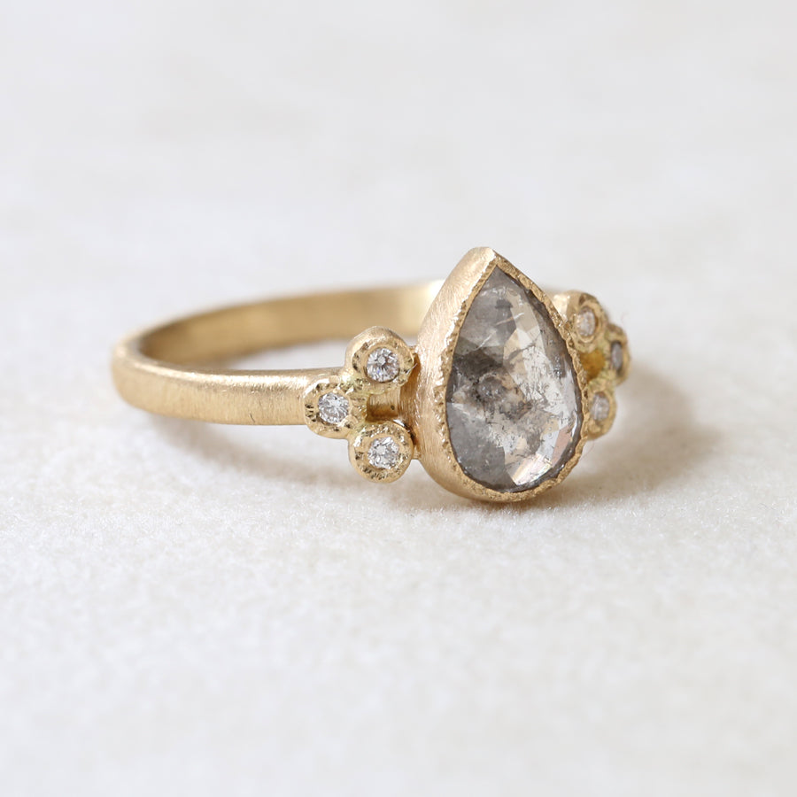 1.11ct grey diamond ring