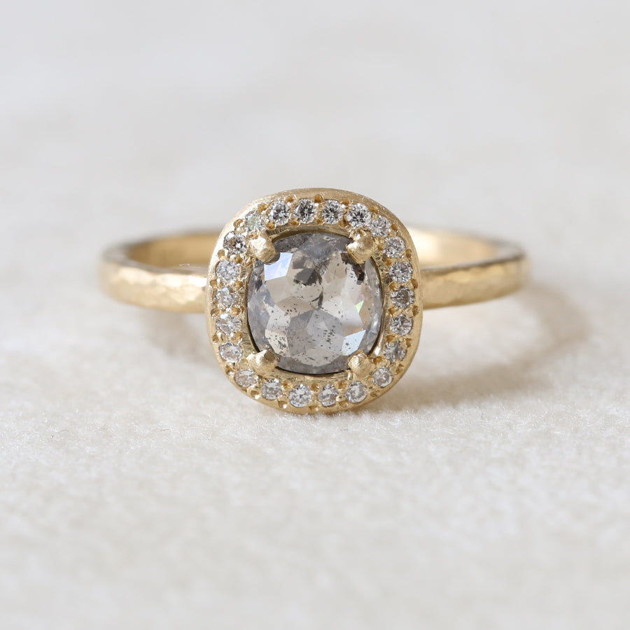 0.93ct grey diamond ring
