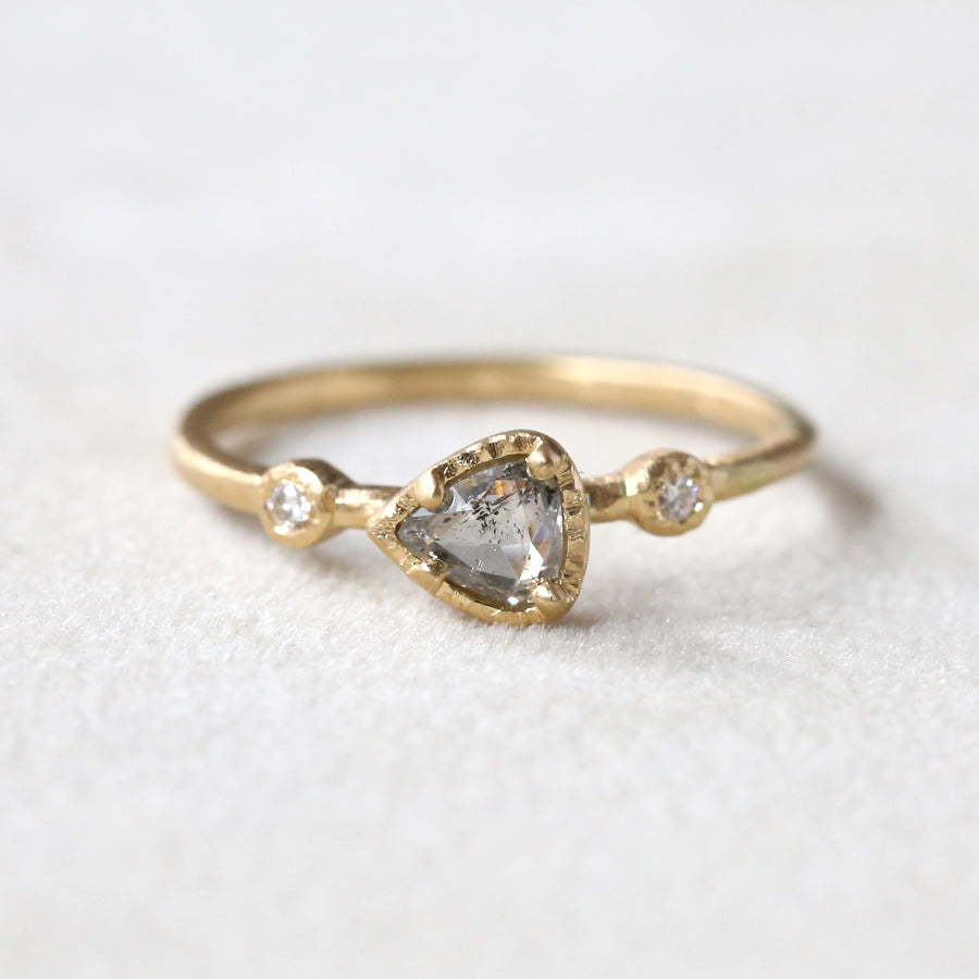 0.28ct grey diamond Muguet Ring