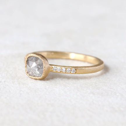 0.68ct grey diamond ring