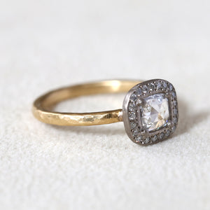 0.40ct colorless diamond two-tone ring