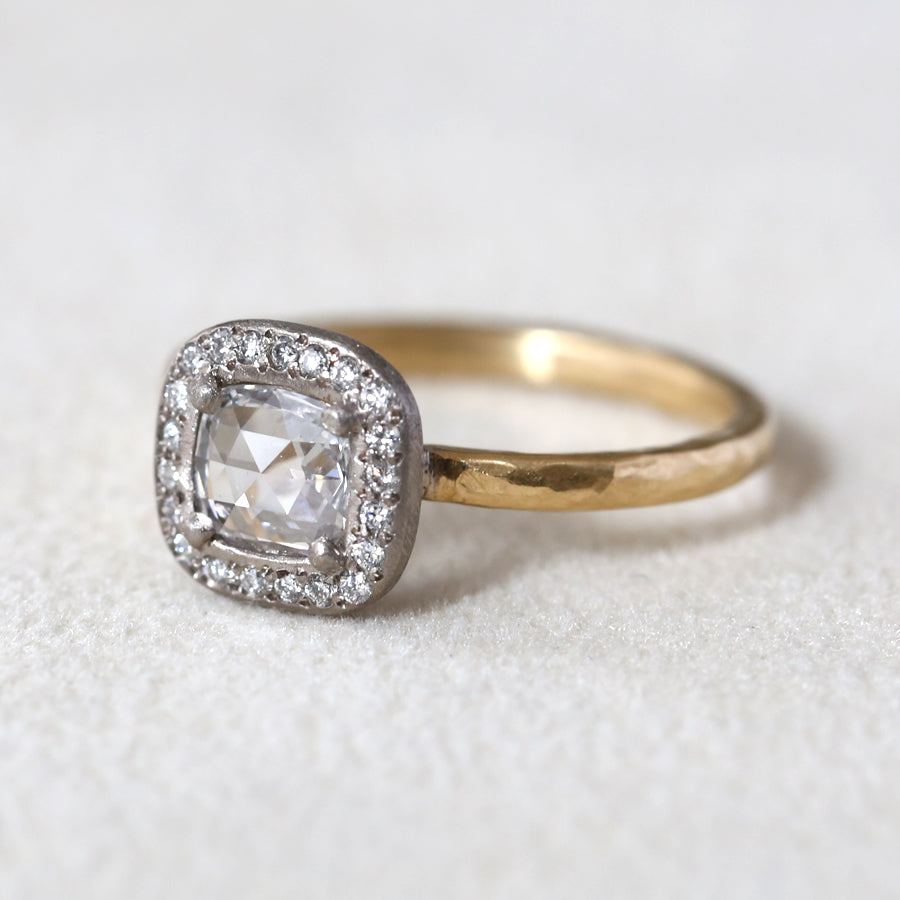 0.40ct colorless diamond two-tone ring