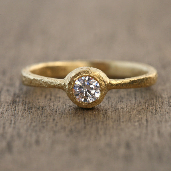4mm diamond ring
