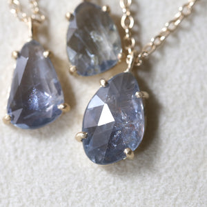 4.42ct natural blue sapphire necklace
